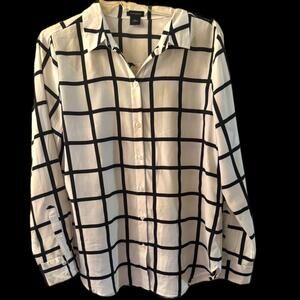 Ann Taylor Size 10 White Black Button Up Windowpane Long Sleeve Collared Top